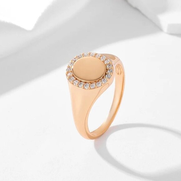 NWT Oval Signet Ring Sz. 8 14K Rose Gold Plated Cubic Zirconia Academia - Picture 7 of 8